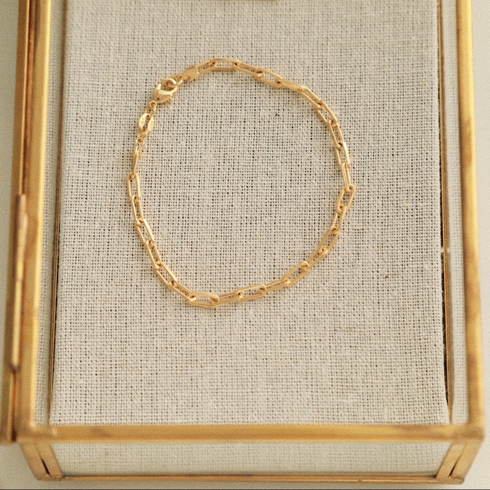 Soho Chain Bracelet | 18k Gold Filled - Picture 5 of 8